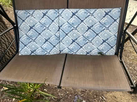 Photo of free Outdoor patio swing 2 seats (1463 E Los Angeles, Simi) #2