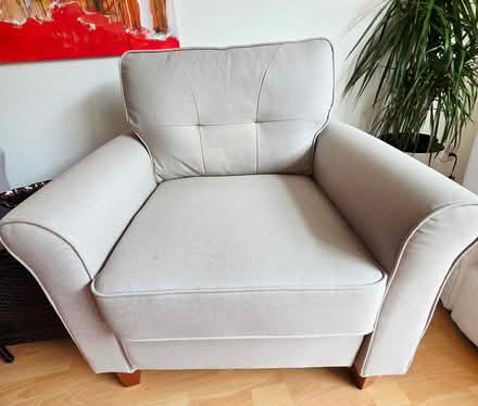 Photo of free Barely used 6-seater sofa set (Marina Bay, Richmond) #2