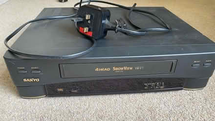 Photo of free Video Cassette Recorder (DE72) #1