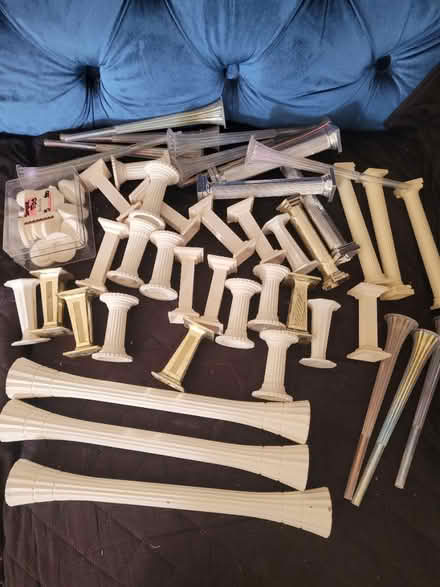 Photo of free Cake pillars and cake topper framr (Smallgains, Canvey) #2