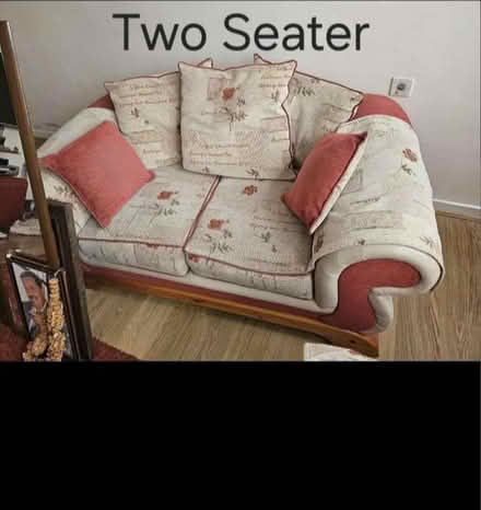 Photo of free 🚨 FREE FREE FREE 3 + 2 + 1 Sofa Set FREE to collect – To (Rushey Mead LE4) #2