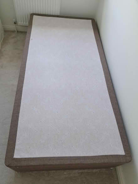 Photo of free Single bed and mattress (TW14) #4