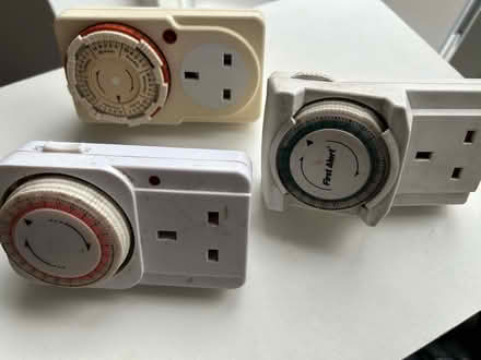 Photo of free 2x24hr timer switches, 1 7 day one (The Meadows, Notts) #1