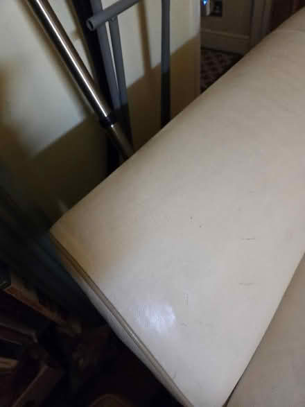 Photo of free Cream Leather Sofa (Marine Town ME12) #4