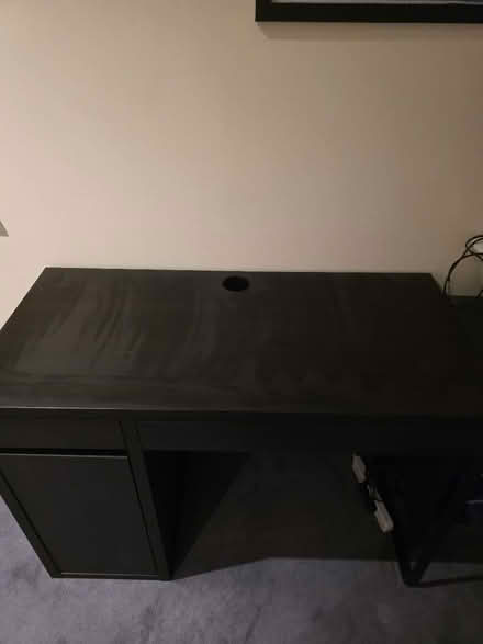 Photo of free Desk (NW9 0BR) #2