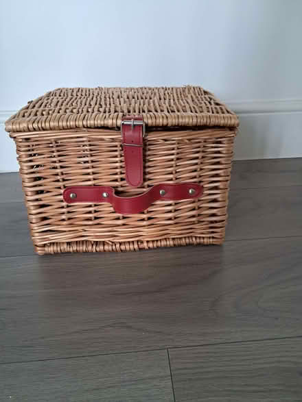 Photo of free Small Wicker Basket (New Malden KT3) #1