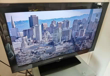 Photo of free lg 32" tv (SG5) #1