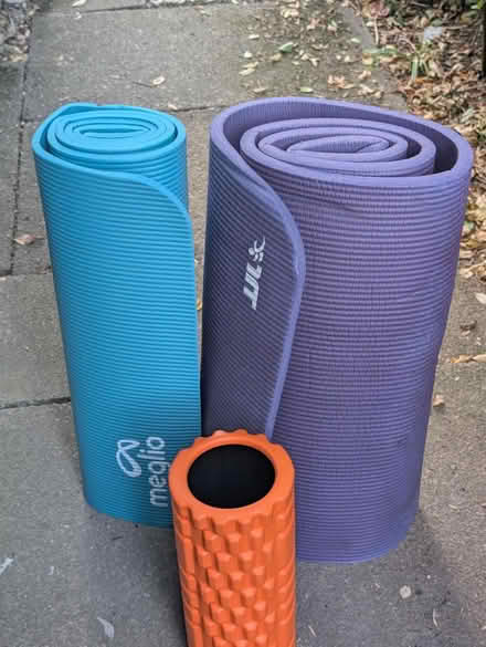 Photo of free Yoga mats and roller (WD6) #1