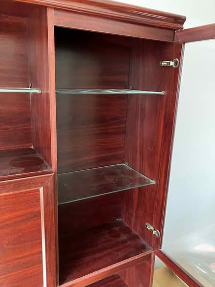 Photo of free Dresser (Parkstreet AL2) #3