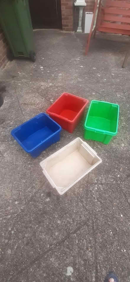 Photo of free 4 x mixed storage boxes (Chandlersford SO53) #2