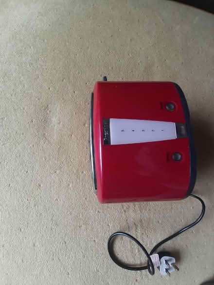 Photo of free Red toaster (Penrith CA11) #2