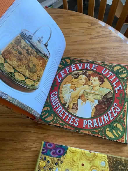 Photo of free Art Picture Books Beautiful (Near Parkville High School) #3