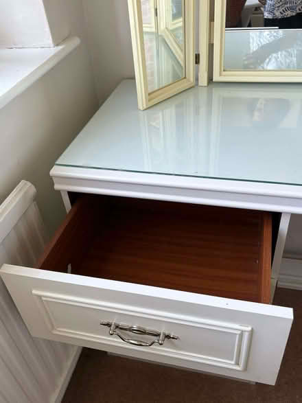 Photo of free Dressing Table (Bramhall SK7) #1