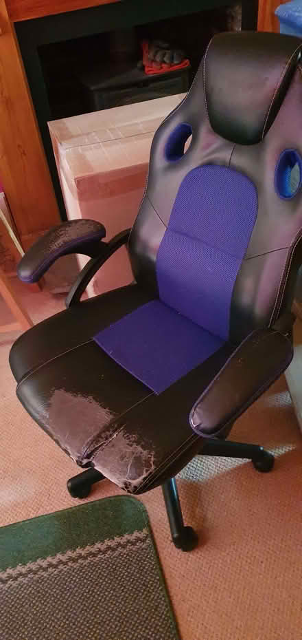 Photo of free Old computer chair (Bishopston BS7) #3