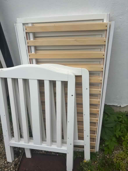 Photo of free Cots and high chair (Standlake, Oxfordshire) #1