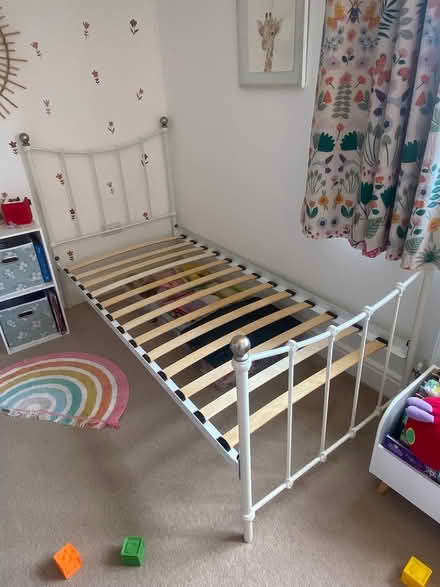 Photo of free Single bed (Alderton) #1