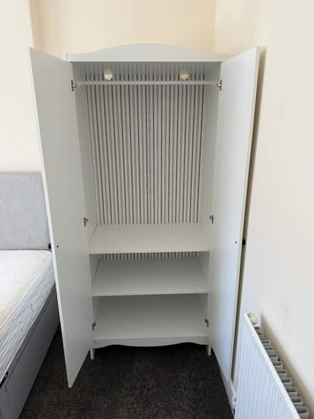 Photo of free Wardrobe (Edinburgh, Marchmont EH9) #2