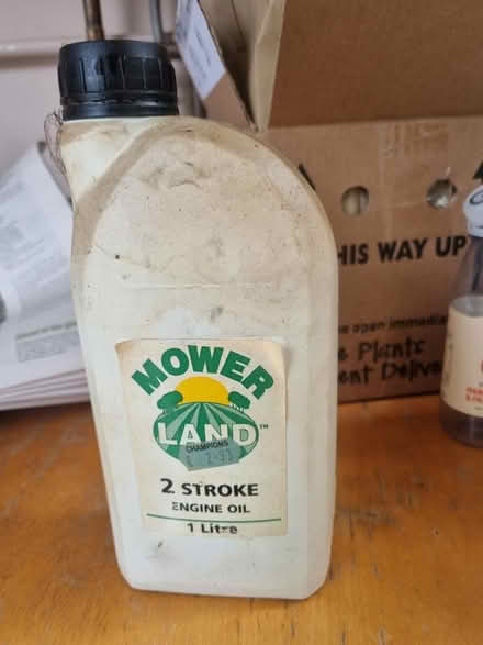 Photo of free 2 stroke engine oil 1 litre (Wallingford OX10) #1
