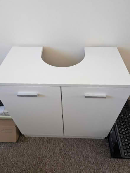 Photo of free Bathroom cupboard (Abingdon, OX14 3TD) #2