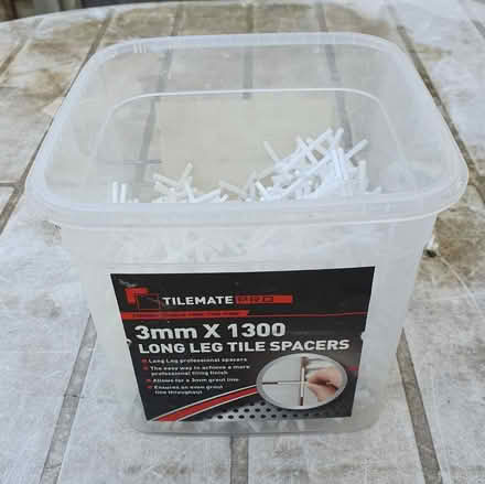 Photo of free Tile Spacers 3mm, long leg (GU2 Stoughton) #1