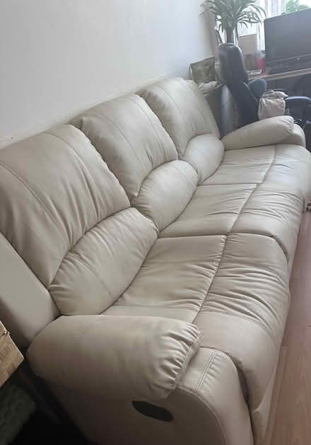 Photo of free Sofa (114 Northgate) #1