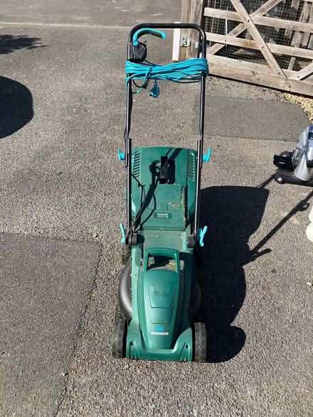 Photo of free lawn mower (Abingdon, OX14) #3