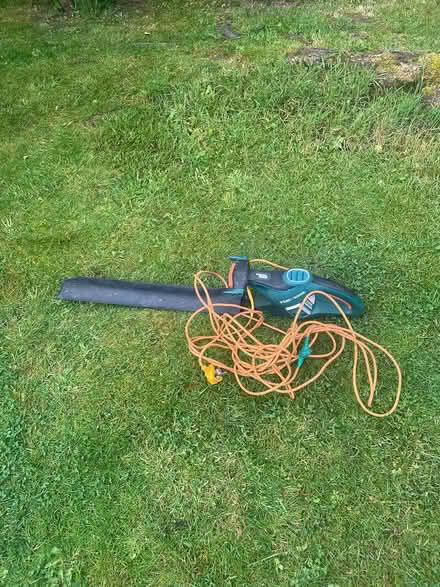 Photo of free Black Decker hedge trimmer BROKEN (HD5) #2