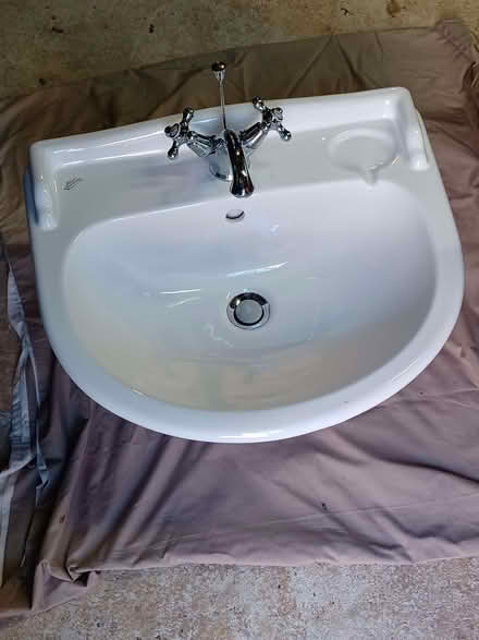 Photo of free Armitage Shanks inset sink (Chiseldon SN4) #1