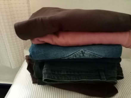 Photo of free Plus size women's clothing (please read description) (Farnley LS12) #1