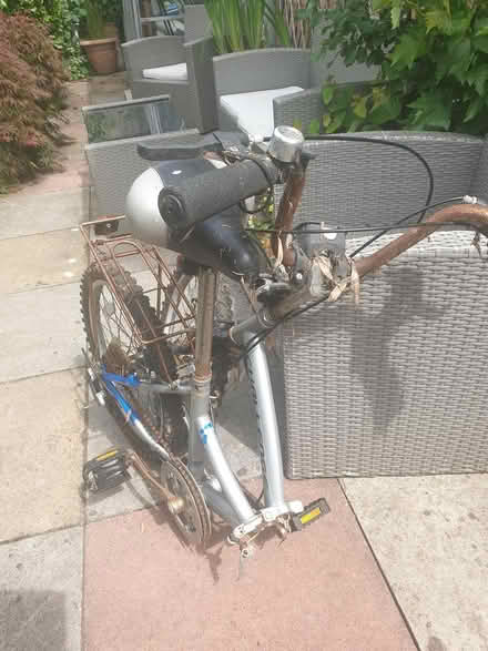 Photo of free folding bicycle (Low Town, Bridgnorth) #2