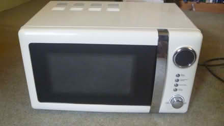 Photo of free Microwave Oven (Raymond's Hill EX13) #1