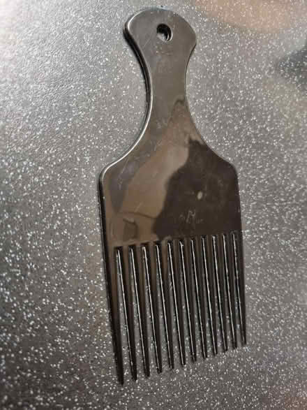 Photo of free Comb (SE20) #2