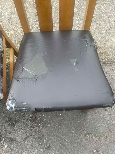 Photo of free Six dining room chairs. Upcycling (HD5) #2