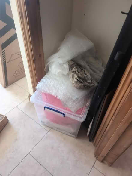 Photo of free Moving boxes & bubble wrap (Chesterton, OX26 1) #2