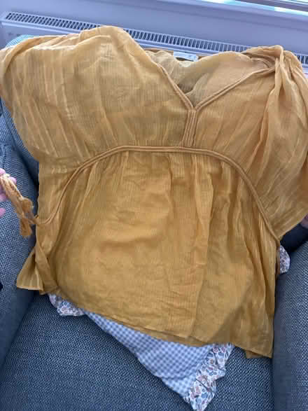 Photo of free Women’s top #2 (Eh52) #1