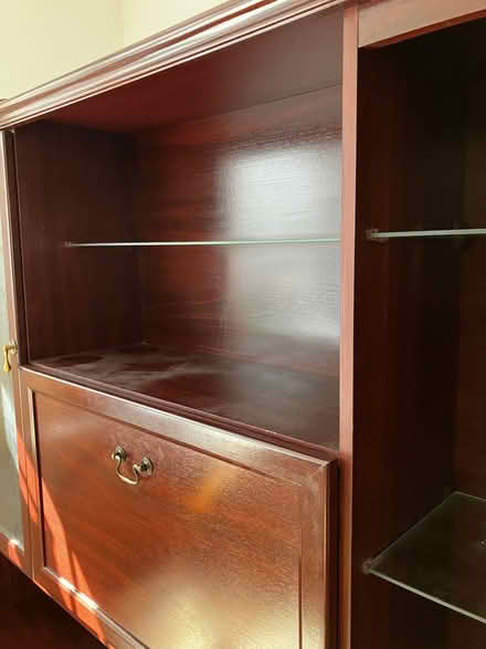Photo of free Dresser (Parkstreet AL2) #2
