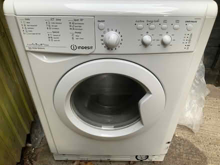 Photo of free Indesit Washing Machine (Cliffsend CT12) #1