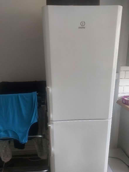 Photo of Family size fridge,Washing machine ,microwave and cooker (Renfrewshire PA1) #3