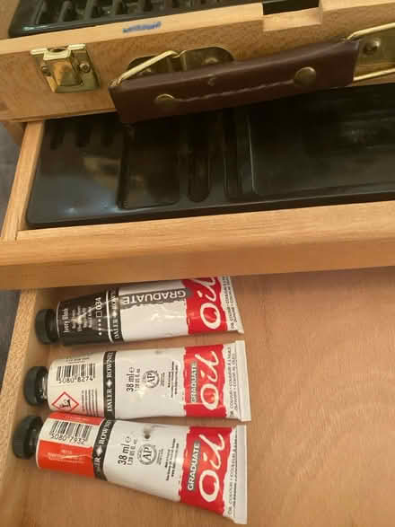 Photo of free Art box with oils (Gosport PO12) #3