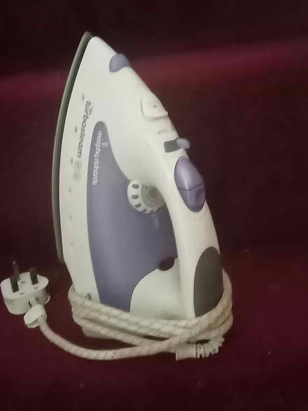 Photo of free Steam iron (Millerston, G33) #1