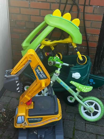 Photo of free Out door toys (Splott cardiff CF24) #1