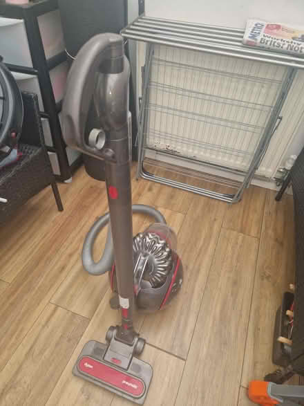 Photo of free Dyson Hoover (Cr7 6eg) #2