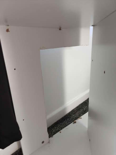 Photo of free Corner desk (Greengates BD10) #4
