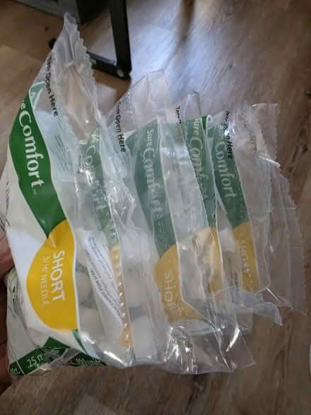 Photo of free Insulin syringes 5 pack (Alamitos Beach) #2