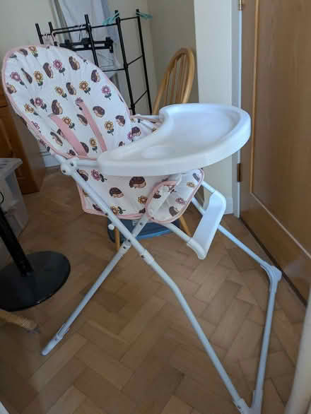 Photo of free High Chair (Reading Redlands RG1) #1