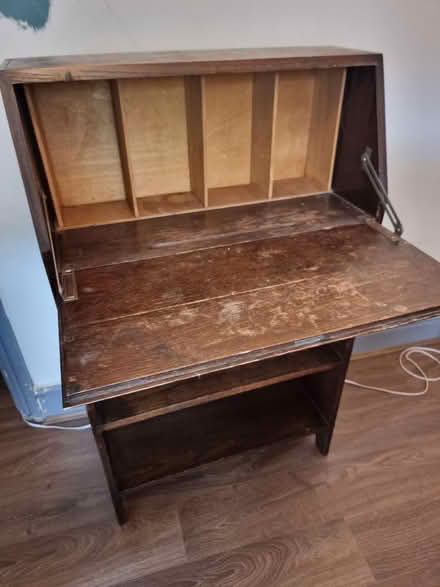 Photo of free Vintage writing desk (Roman Road E3) #3