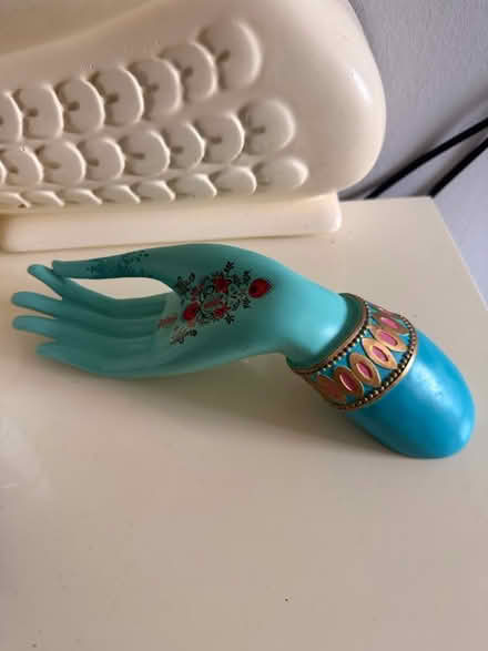 Photo of free Hand ornament (Hampstead Heath) #3
