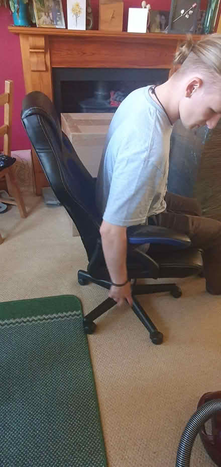 Photo of free Old computer chair (Bishopston BS7) #1