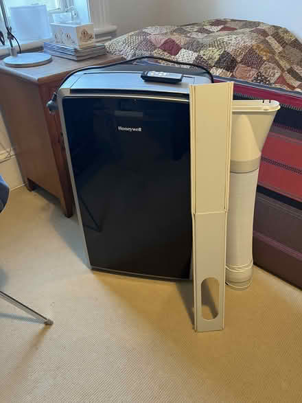 Photo of free Portable Air Conditioner (Mosman) #1