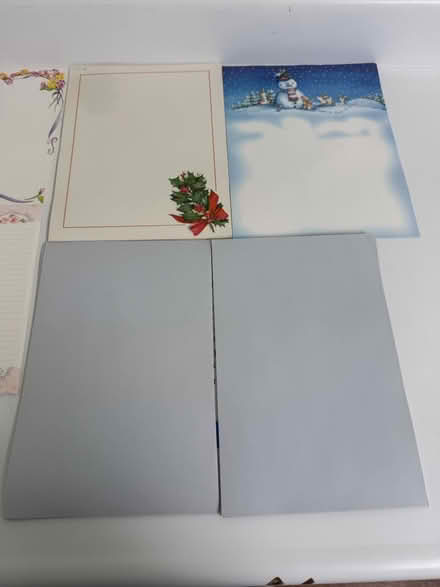 Photo of free Decorative & Christmas stationery (1075 Valencia Avenue) #4